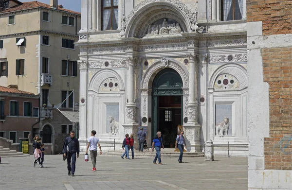 意大利威尼斯 2018年5月16日 在莱森林德尔切波民事诉讼 威尼斯医院的入口处的当地生活 — 图库照片