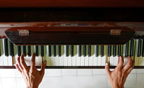 Gra Pianistyki Muzyczna Koncepcja — Zdjęcie stockowe