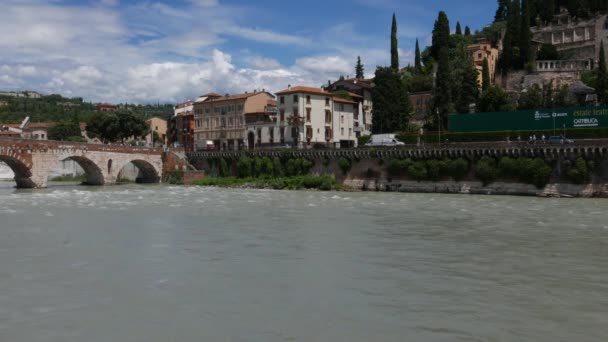 Antik Roma Köprüsü Adige Nehri Verona Talya — Stok video