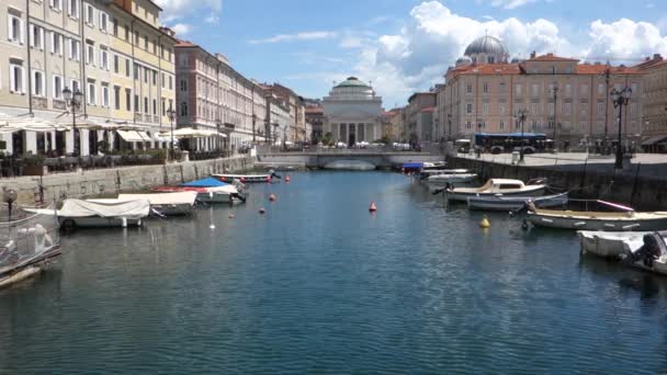 Canal Grande Ile Sant Antonio Nuovo Kilisenin Trieste Talya — Stok video