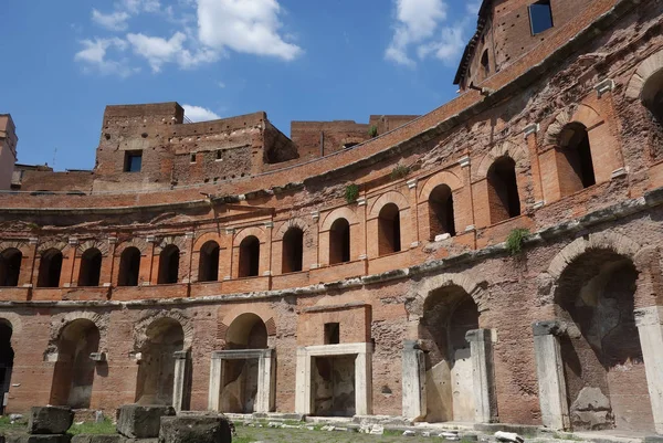 Starożytnego Rzymskiego Trajana Forum Rynków Ruiny Rzym Włochy — Zdjęcie stockowe