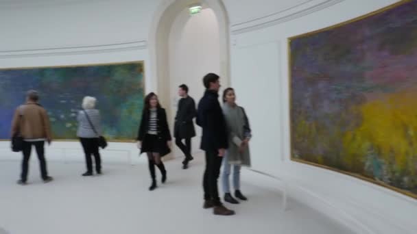 Paris Franciaország Október 2018 Látogatók Előtt Vízliliomok Monet Impresszionista Remekműve — Stock videók