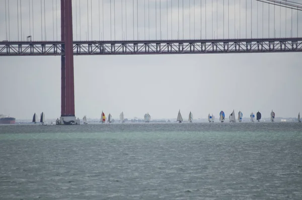 Lisbon suspension bridge — Stock Photo, Image