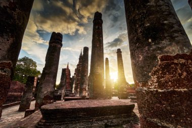 Wat mahathat sukhothai tarihi parkı manzarası