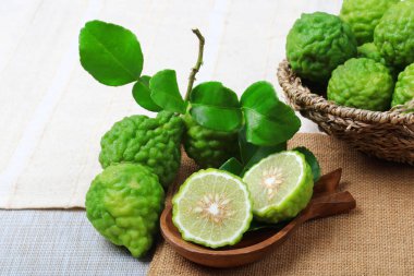 Güney Afrika'da bir kabile kireç veya bergamot 