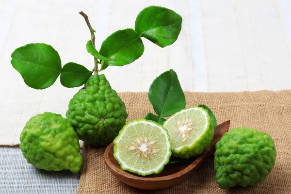 Kaffir lime or bergamot — Stock Photo, Image