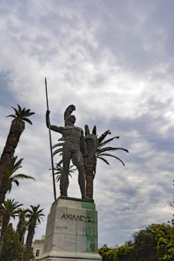 Corfu Island, Yunanistan Achilleion sarayında heykel Aşil'in. Achilleion Palace-ebilmek bulunmak içinde 10 km Güney Corfu town batısında Gastouri Köyü.