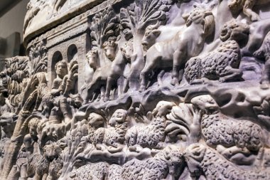 Rome, İtalya - 1 Eylül 2017: Roma'da Diocletian hamamları, eski lahit kısma. İtalya