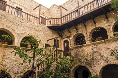 Yunanistan, Girit, 24 Aralık 2017: Toplou Manastırı Kilisesi. Yunanistan 'ın Girit adasının doğu kesiminde bulunan bir Ortodoks manastırı..