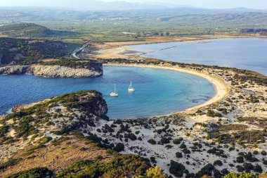 Voidokilia Beach Palaiokastro üzerinden Yunanistan Peloponnese bölgesinde görüntüle