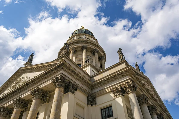 Yeni Kilise ,Neue Kirche, Berlin'de Deutscher Dom