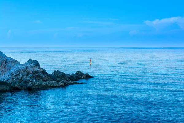 Young Man Paddling Sup Board Calm Sea Water Limnionas Beach — Stock Photo, Image