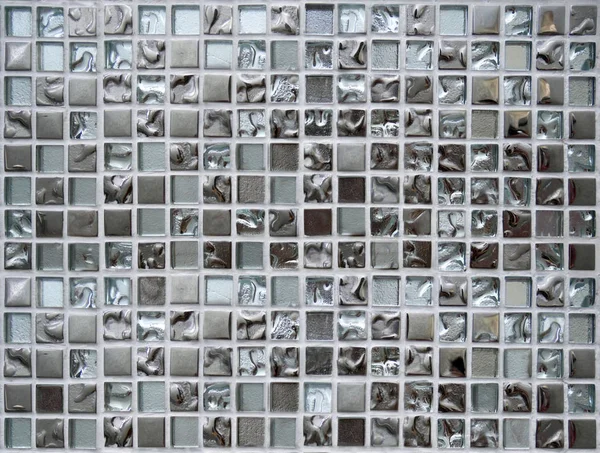 Glanzend zilver mozaïek muur textuur achtergrond. — Stockfoto