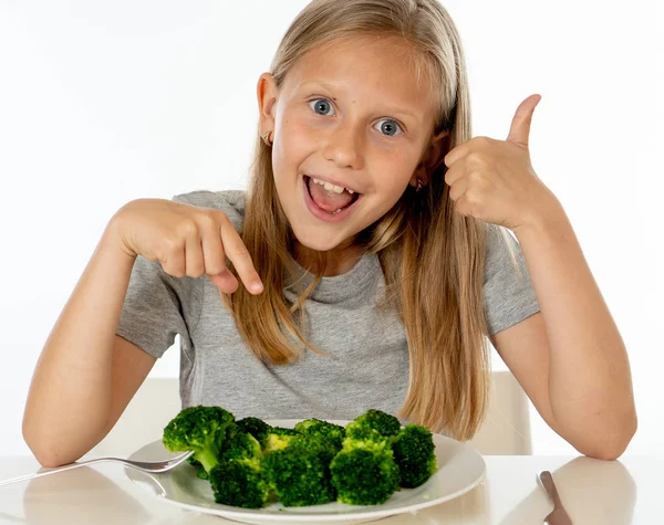 Happy Young Blonde Girl Eating Her Broccoli Vegetables Healthy Child — Stock Photo, Image