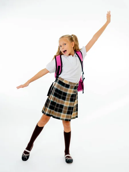 스러운 고생과 분홍색 Schoolbag 배경에 학교로 어린이 — 스톡 사진
