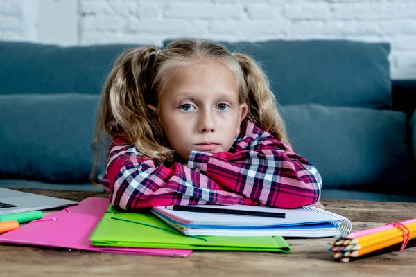 Linda Menina Loira Bonito Sentindo Triste Sobrecarregado Tentando Estudar Casa — Fotografia de Stock