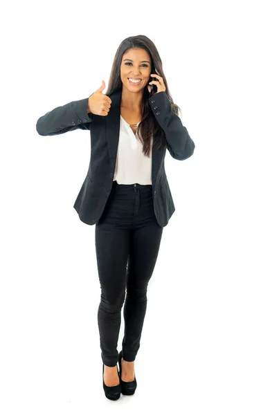 Retrato Larga Duración Atractiva Mujer Latina Corporativa Latina Móvil Emocionada — Foto de Stock