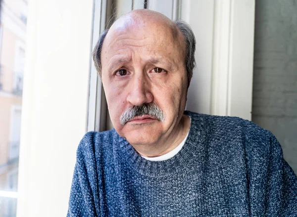 Senior Man Zijn 60S Gevoel Wanhopig Triest Zoek Gehele Het — Stockfoto