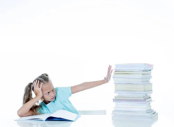 Schöne Schulmädchen Versucht Studieren Mit Vielen Hausaufgaben Dass Treibt Sie — Stockfoto