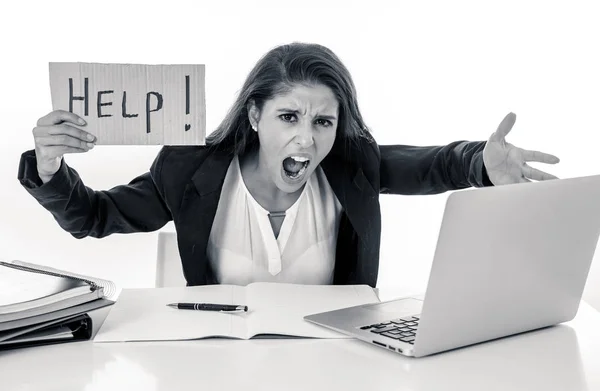 Junge Attraktive Geschäftsfrau Die Computer Laptop Arbeitet Leidet Unter Stress — Stockfoto
