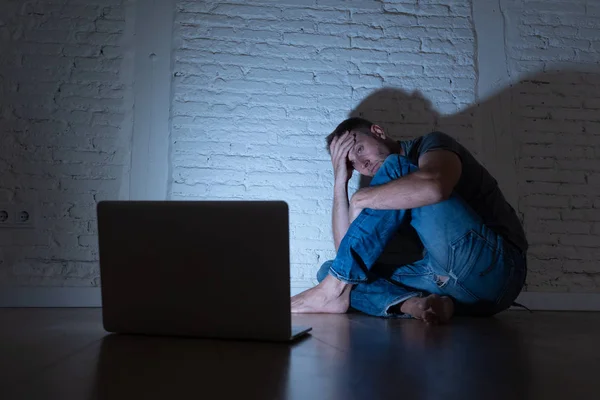 Severely Distraught Young Men Laptop Suffering Cyberbullying Harassment Being Online — Stock Photo, Image