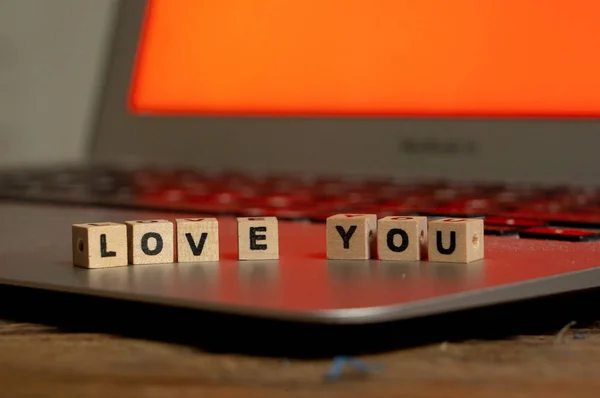 Концептуальное Изображение Текста Love You Wood Blocks Computer Mood Romantic — стоковое фото