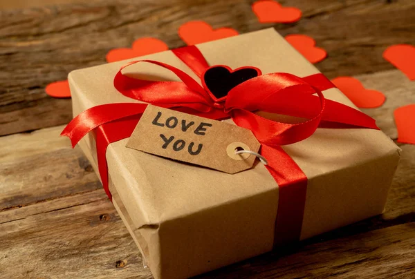 Ajándék Piros Szívek Szerelmes Üzenetet Fából Készült Vintage Háttérstílusra Valentin — Stock Fotó