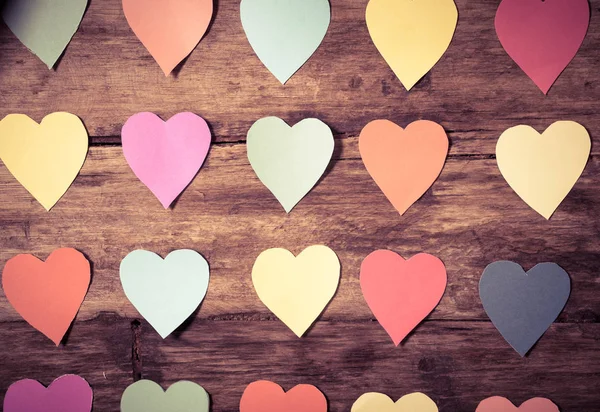Πολύχρωμες Καρδιές Ξύλινα Εκλεκτής Ποιότητας Φόντο Ευτυχής Αγίου Αγίου Βαλεντίνου — Φωτογραφία Αρχείου