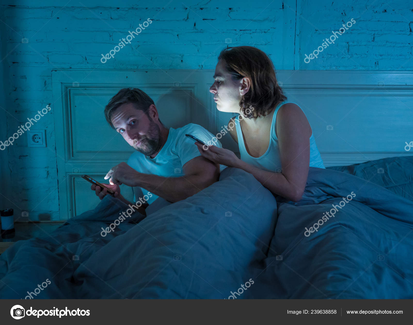 stáhnout online seznamka hry