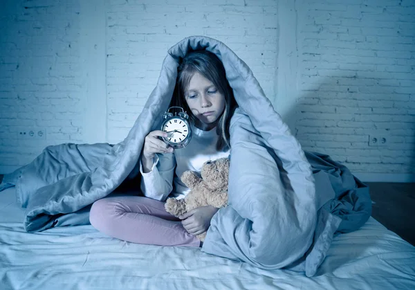 Aranyos Álmatlan Kislány Keresi Szomorú Fáradt Hogy Alszik Bajok Ott — Stock Fotó
