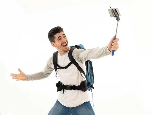 Portré Fiatal Hátizsákos Vesz Egy Selfie Mobil Telefon Elszigetelt Fehér — Stock Fotó