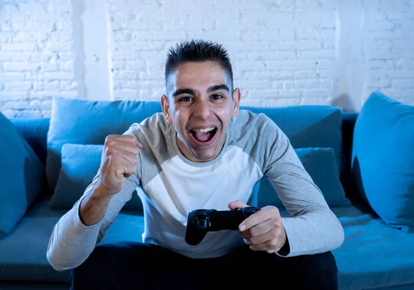Portrait Young Man Having Fun Playing Video Games Using Wireless — Stock Photo, Image