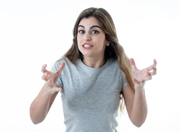 Primo Piano Giovane Donna Caucasica Attraente Con Una Faccia Arrabbiata — Foto Stock