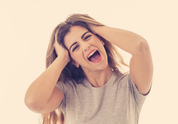 Close Retrato Atraente Jovem Mulher Bonita Caucasiana Feliz Gritando Tocando — Fotografia de Stock