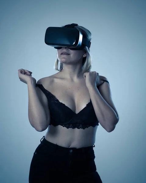 Érzéki Segítségével Kibővített Virtuális Valóság Szemüveg Érzés Izgatott Szimuláció Feltárása — Stock Fotó