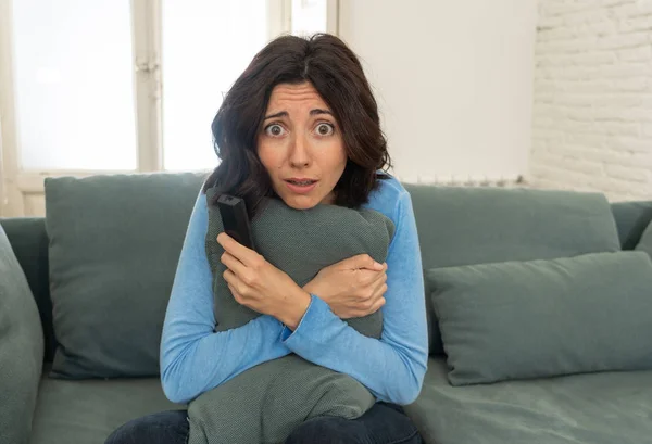 Lifestyle Portret Van Vrouw Gevoel Bang Geschokt Maken Angst Angst — Stockfoto