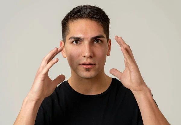 Portrait Jeune Homme Frustré Race Mixte Visage Colère Stressé Fou — Photo