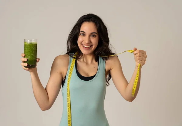 Fitness Frau Lächelt Glücklich Mit Diät Plan Gewicht Verlieren Bewegung — Stockfoto