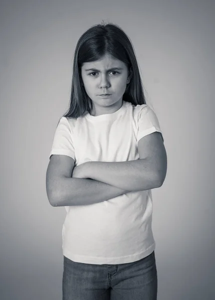 Portret Van Schattig Mooi Kind Zoek Boos Teleurgesteld Met Haar — Stockfoto