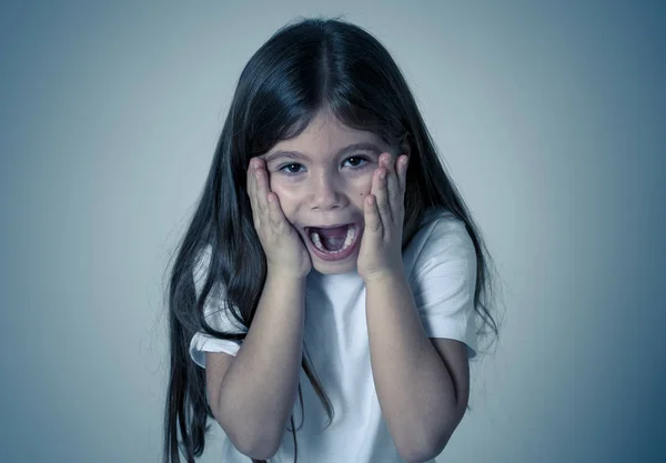 Retrato Bonito Feliz Animado Engraçado Jovem Menina Alegre Com Rosto — Fotografia de Stock