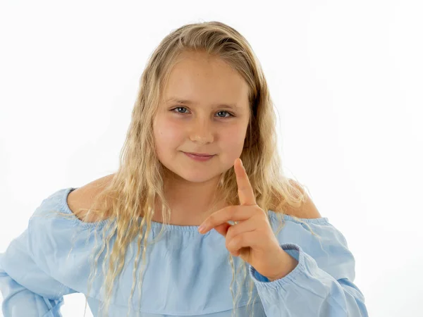 Lindo Excitado Divertido Alegre Niño Feliz Dedo Cara Señalando Espacio — Foto de Stock