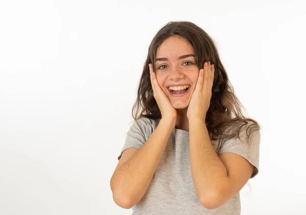 Primer Plano Retrato Chica Caucásica Bastante Joven Con Cara Feliz —  Fotos de Stock