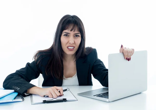 Giovane Bella Donna Affari Che Soffre Stress Lavorando Alla Scrivania — Foto Stock