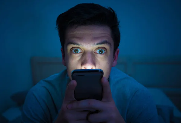 Young Mobile Phone Addict Man Awake Night Bed Using Smartphone — Stock Photo, Image