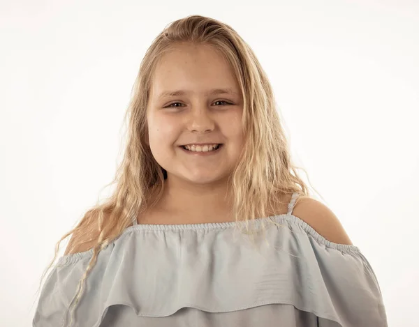 Cierre Retrato Linda Niña Feliz Segura Exitosa Orgullosa Sonriendo Cámara — Foto de Stock