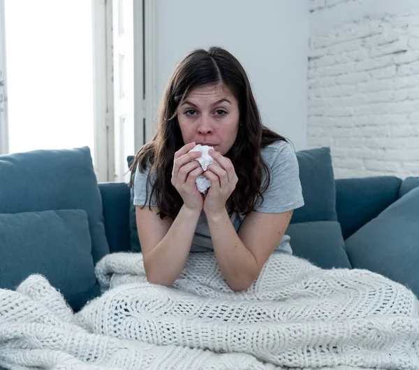 Sick Woman Sofa Sneezing Blowing Her Nose Allergy Hay Fever — Stock Photo, Image