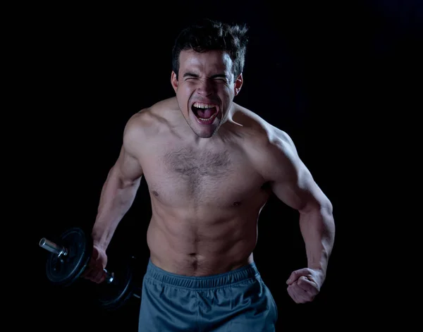 Portrait Jeune Athlète Musclé Faisant Des Exercices Posant Avec Des — Photo