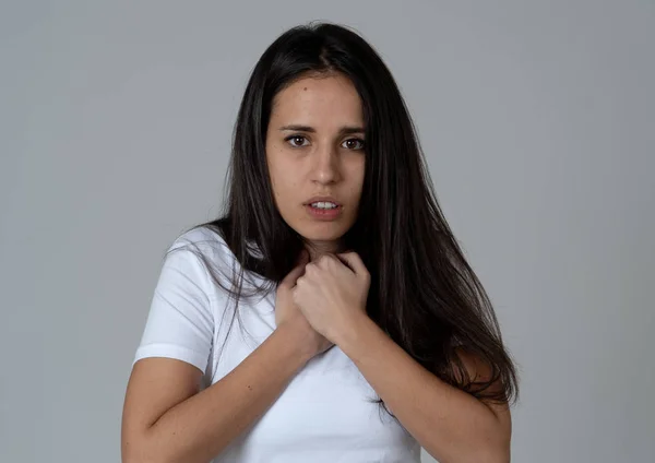 Portrait Young Latin Woman Feeling Scared Shocked Making Fear Anxiety — Stock Photo, Image