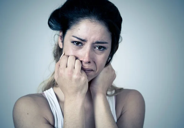 Jeune Femme Souffrant Dépression Sentant Misérable Désespérée Suicidaire Portrait Une — Photo