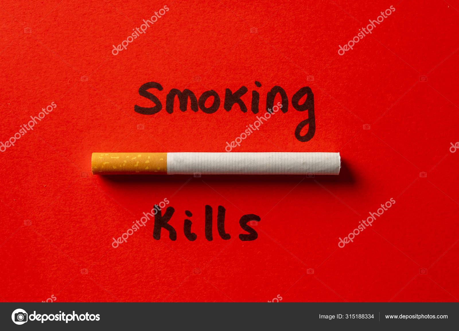 Reklamebilde Sigaretter Isolert Rødt Med Tekst Røyking Dreper Medisinsk  Advarsel – stockfoto © sbartsmedia #315188334, image size:1600x1155